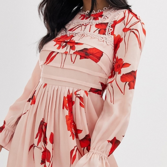 🍒NWOT🍒 TED BAKER FANTASIA MINI DRESS - Picture 3 of 8